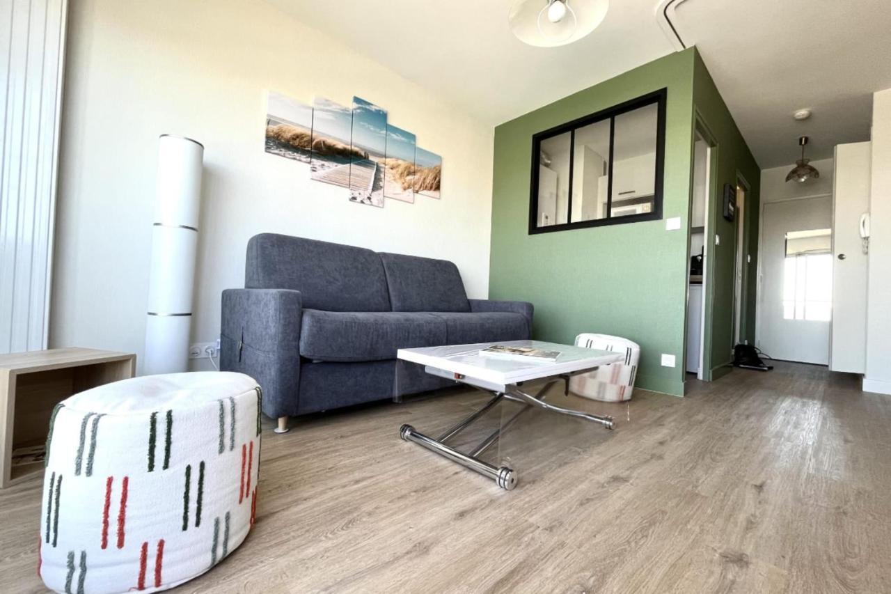 Pretty And Bright Studio With View On The Harbor Les Sables-dʼOlonne Eksteriør bilde